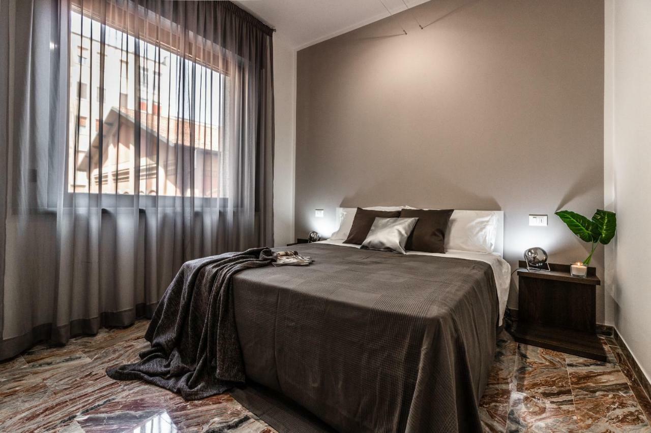 Ugo Bassi Apartments Болонья Екстер'єр фото