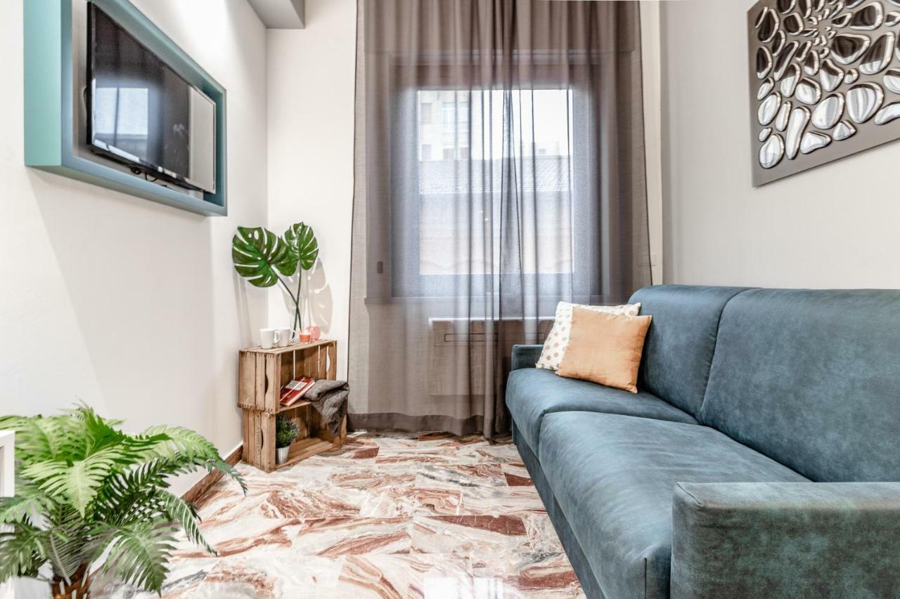 Ugo Bassi Apartments Болонья Екстер'єр фото